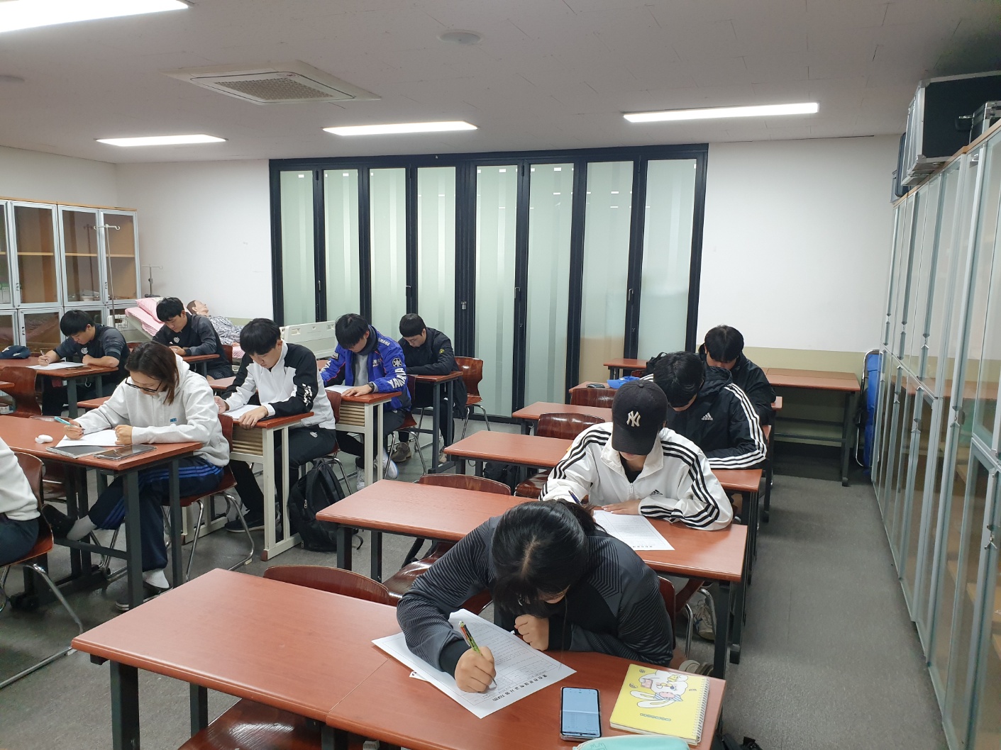 KakaoTalk_20231020_165221948_03.jpg