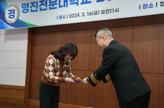 24년 졸업식 사진 2.PNG